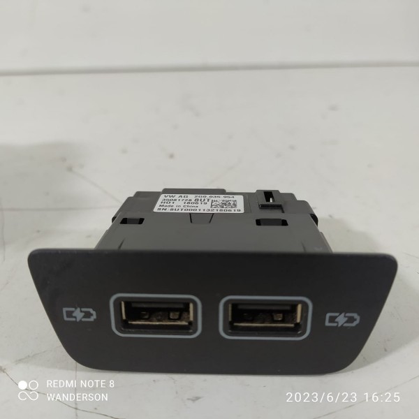 Entrada Ubs Tcross 2018/2024 2g0035954