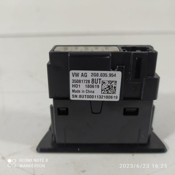 Entrada Ubs Tcross 2018/2024 2g0035954