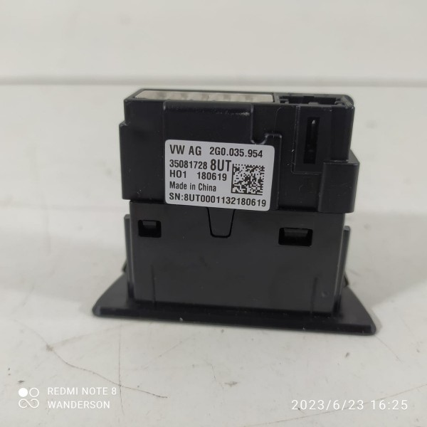 Entrada Ubs Tcross 2018/2024 2g0035954