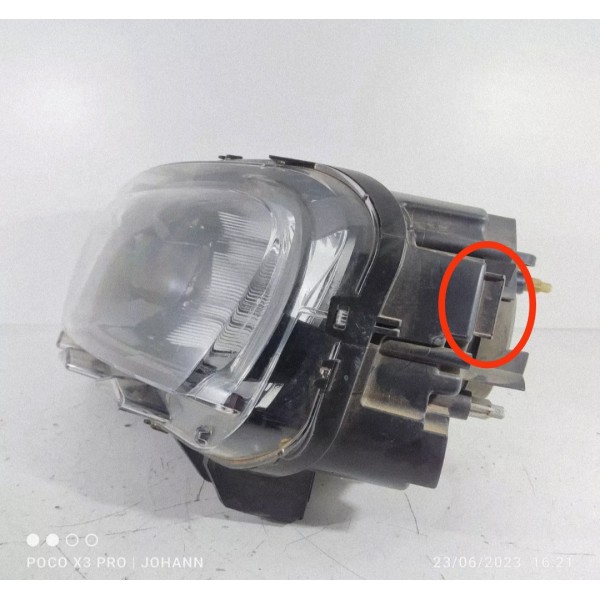 Farol Cactus Esquerdo 2018/2024 Detalhe Esquerdo/motorista