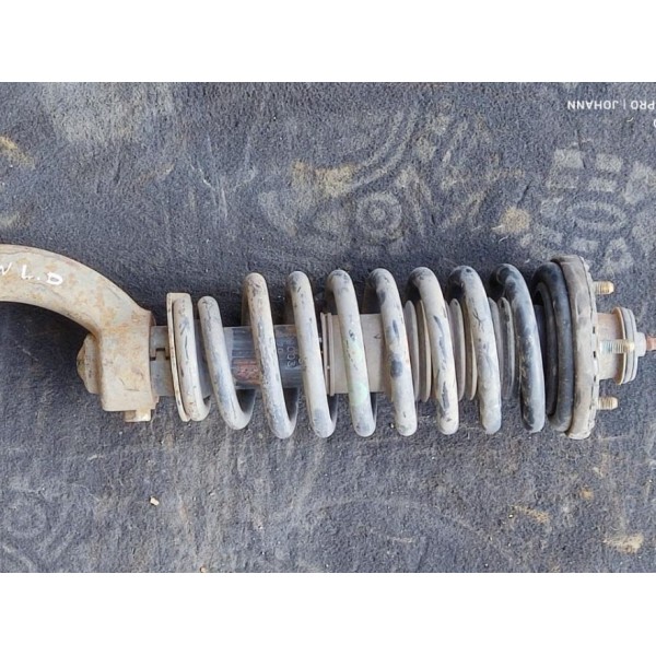 Torre Suspensão Ssangyoung Kyron  Dianteira Esquerda 2011