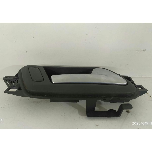 Macaneta Interna Porta Amarok Dianteira Direita 2011/2023