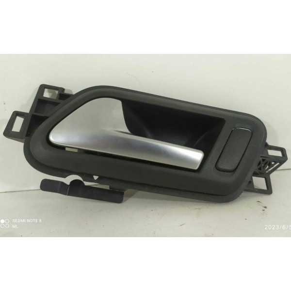 Macaneta Interna Porta Amarok Traseira Esquerda  2011/2023