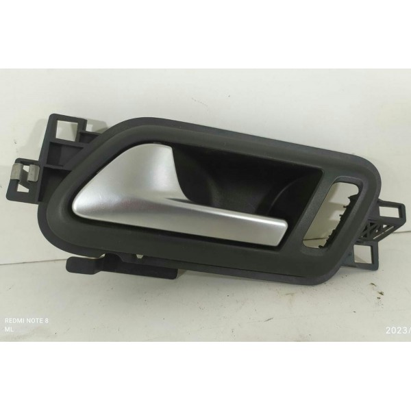 Maçaneta Interna Porta Amarok Dianteira Esquerda  2011/2023