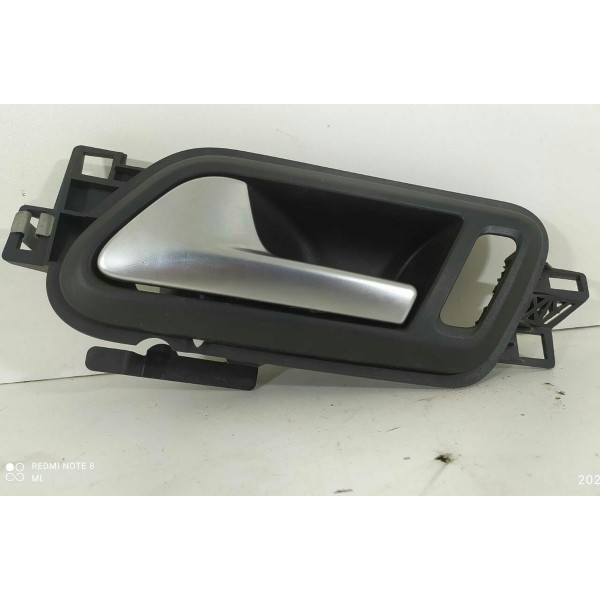 Maçaneta Interna Porta Amarok Dianteira Esquerda  2011/2023