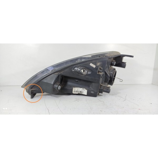 Farol Direito Ford Ka Máscara Negra 2012 Detalhe