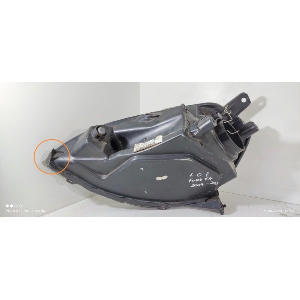 Farol Direito Ford Ka Máscara Negra 2012 Detalhe