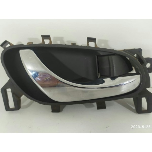 Maçaneta Interna Traseira Direita Frontier 2017/2022