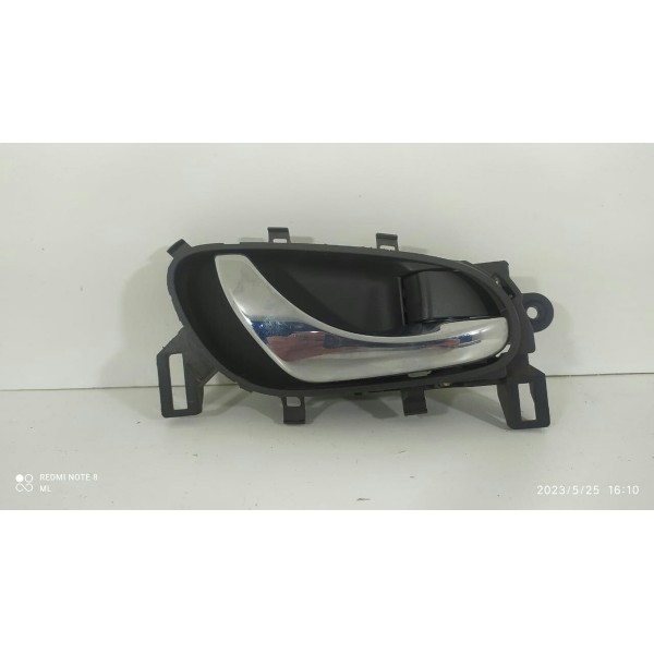 Maçaneta Interna Frontier Dianteiro Direita 2017 A 2022