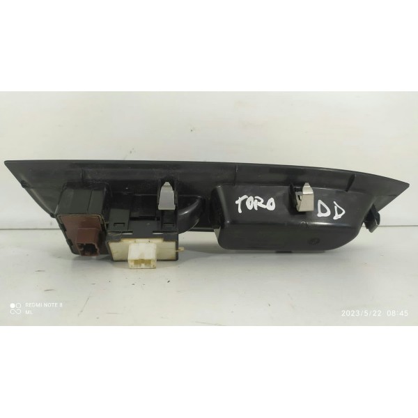 Botao Vidro Toro Dianteiro Direito 2017/2021
