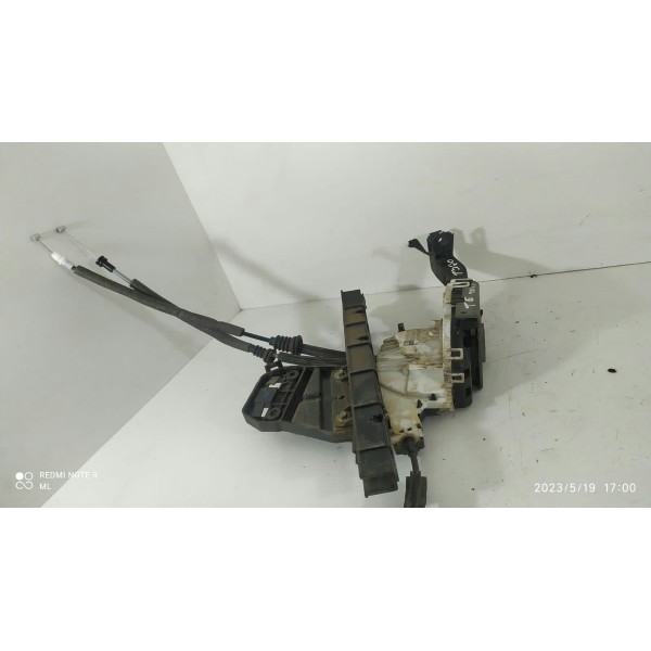 Fechadura Toro Dianteira Esquerda 2016/2023 52104485