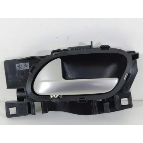 Macaneta Interna Traseira Direita Peugeot 208 2020/2024