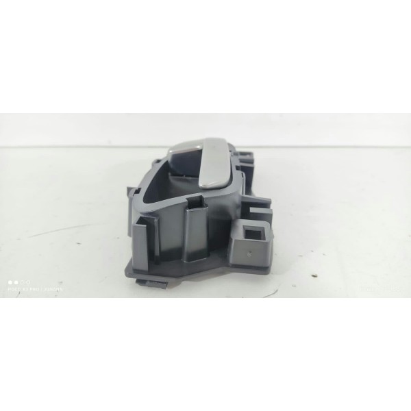 Macaneta Interna Peugeot 208 Dianteiro Direito 2020/2024