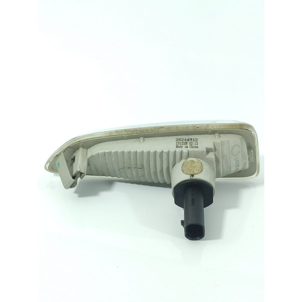 Lanterna Pisca Paralama Esquerdo Onix 2020/2024 26244312 Esquerdo