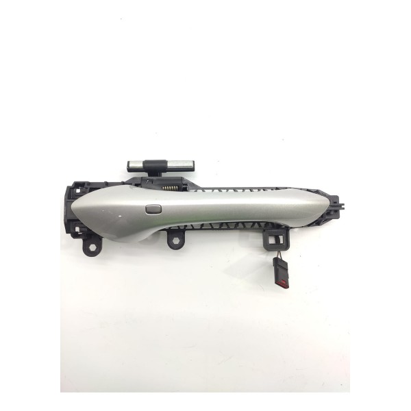 Macaneta Externa Onix Dianteira Direita Sensor 2020/2024 Prateado Dianteira