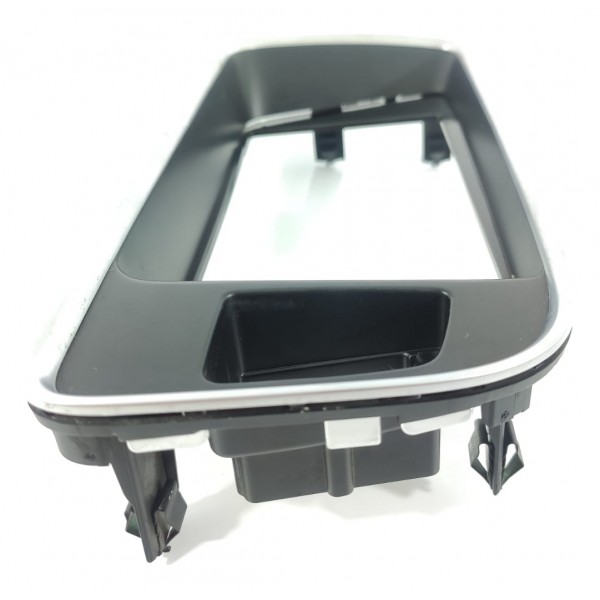 Moldura Multimidia Audi Q5 2011/2016 8r1857186 Preto