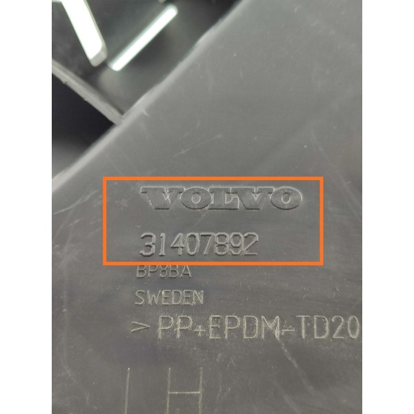 Guia Parachoque Volvo S60 Traseiro Esq 2011/2018 31407892