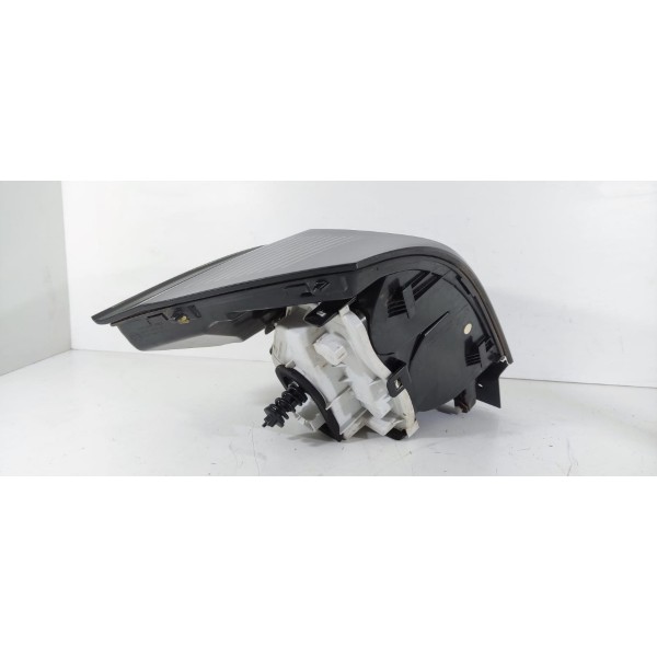 Lanterna Tcross Led Esquerda 2018/2023 2gp945095a Esquerdo/motorista Vermelho