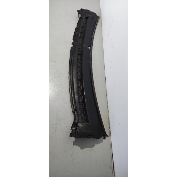 Grade Parabrisa Focus 2009/2013 Detalhe