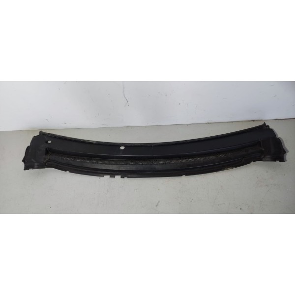 Grade Parabrisa Focus 2009/2013 Detalhe