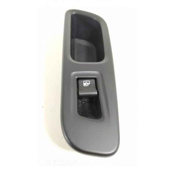 Botao Vidro Renegade 2016 A 2021 Traseiro Esq Detalhe