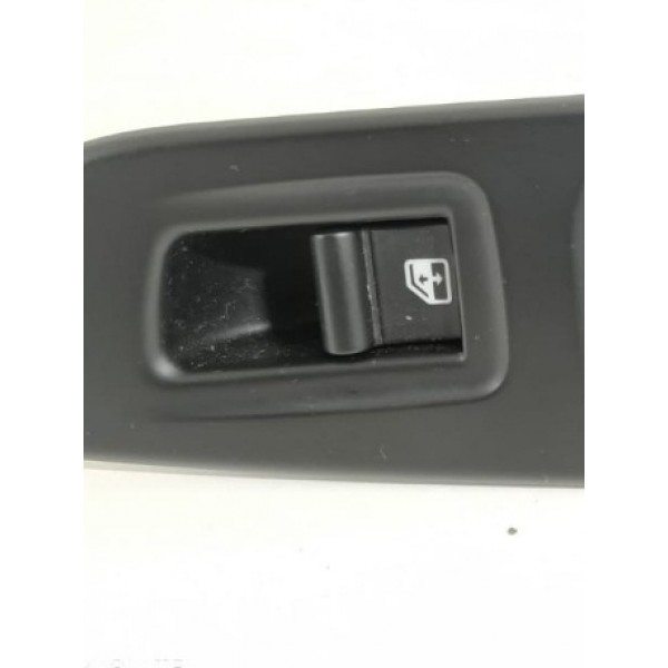 Botao Vidro Renegade 2016 A 2021 Traseiro Esq Detalhe