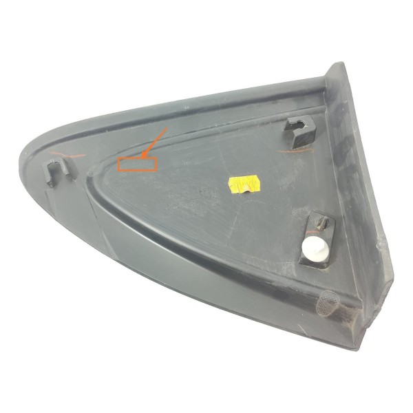 Acabamento Coluna Traseira Direita Cruze 2017/2023 84034202 Preto