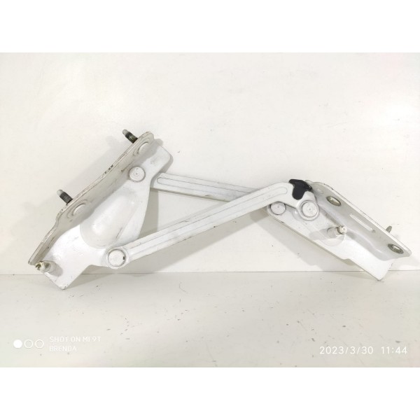 Dobradiça Direita Tampa Traseira Peugeot 408