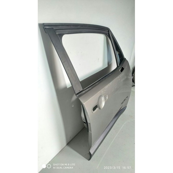 Porta Renegade Dianteira Direita 2015/2024 Lisa