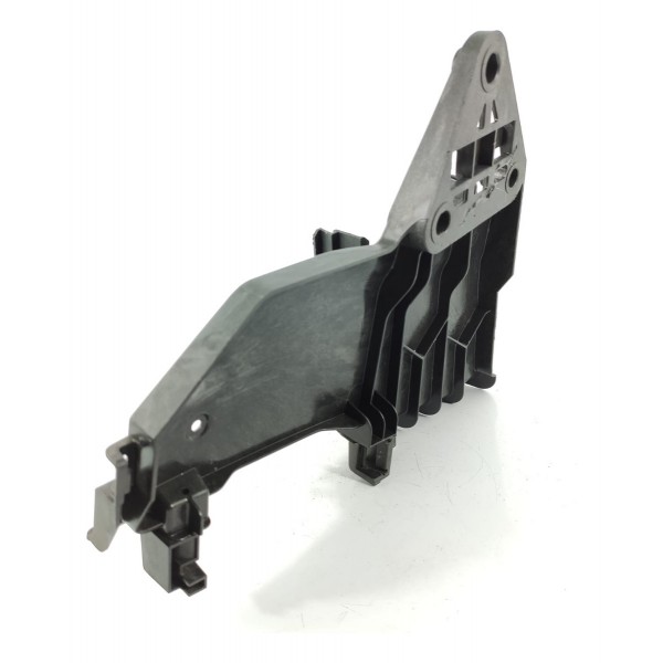 Suporte Fechadura Volvo V60 S60 Diant Dir 11/18 30784315