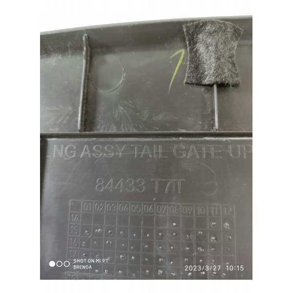 Acabamento Tampa Traseira Honda Hrv 2015/2021 84433t7t