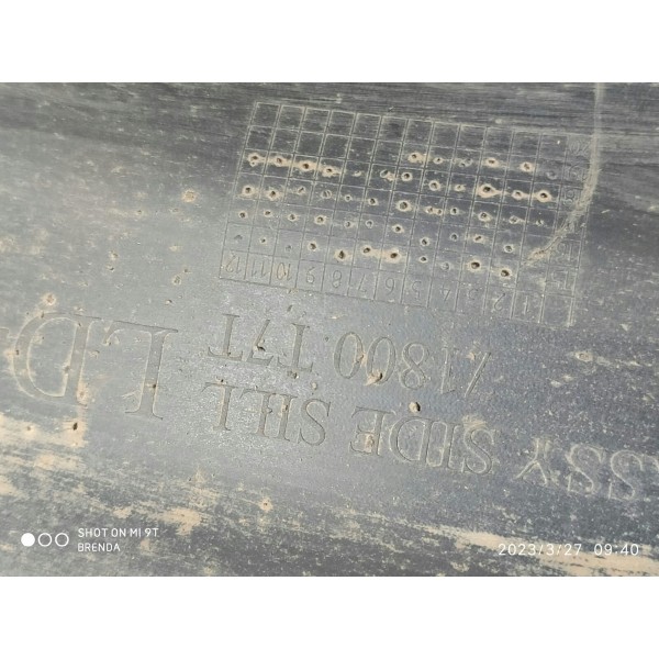 Spoiler Lateral Honda Hrv Direito 2015/2021 71800t7t Preto