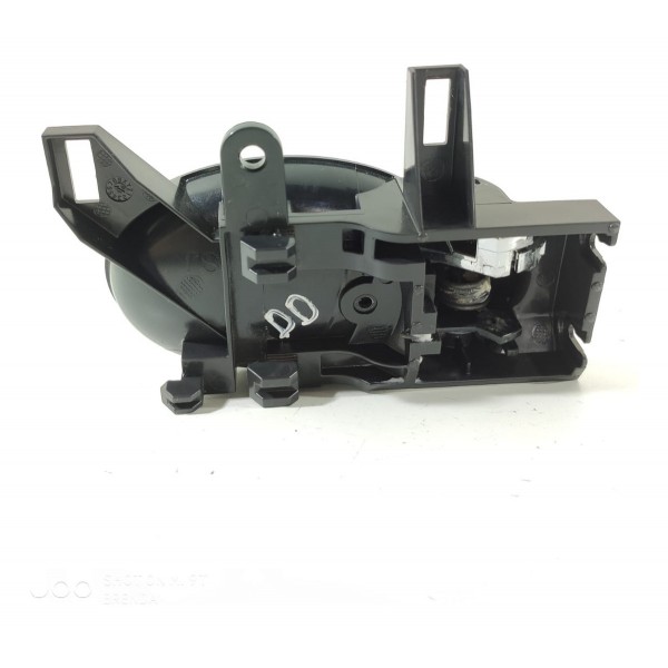 Maçaneta Interna Versa Dianteira Direita 2013/2020