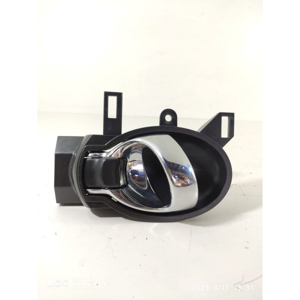 Maçaneta Interna Versa Dianteira Direita 2013/2020