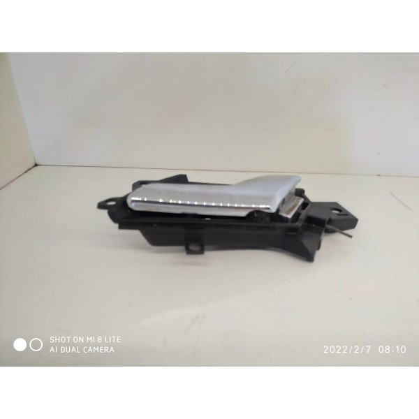 Macaneta Interna  Dianteira Direita Captiva 2008/2016