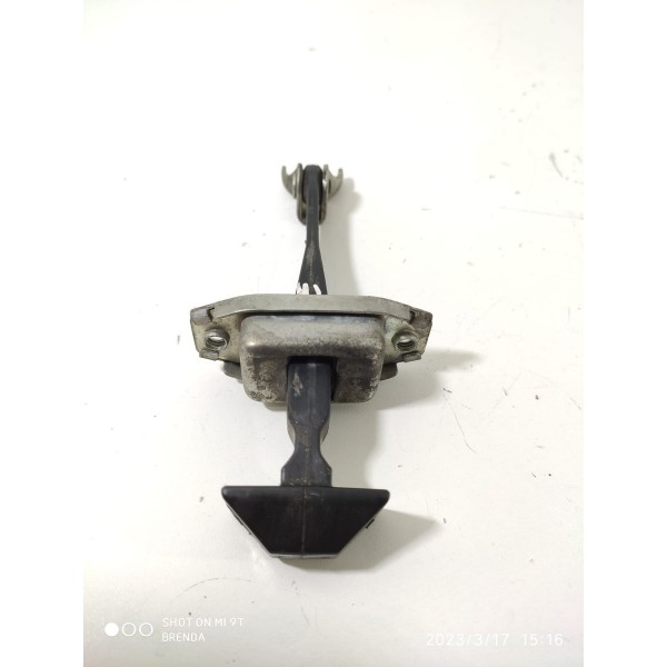 Limitador Porta Versa Traseira Esquerda 2013 A 2020