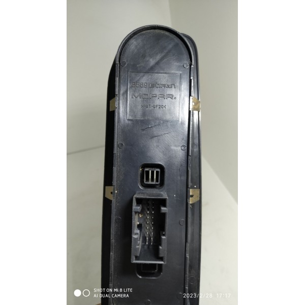 Botão Vidro Renegade Dianteiro Esquerdo 2016/2021 30171110