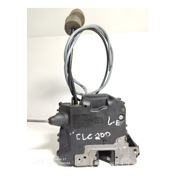 Fechadura Porta Esquerda Mercedes Clc200 2010
