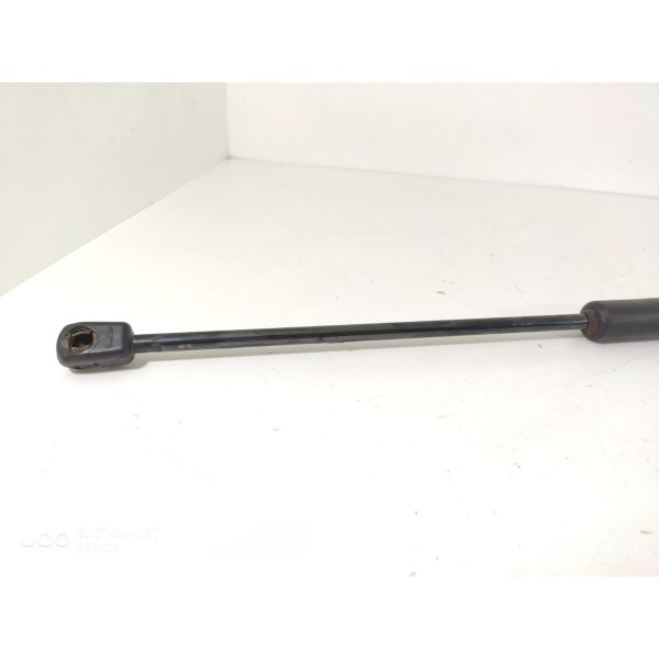 Amortecedor Tampa Traseira Cruze Hatch 2018 39094113