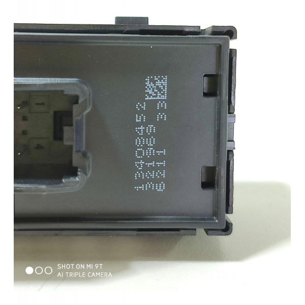 Botão Vidro Cruze Traseiro 2017 2018 2022 13408452