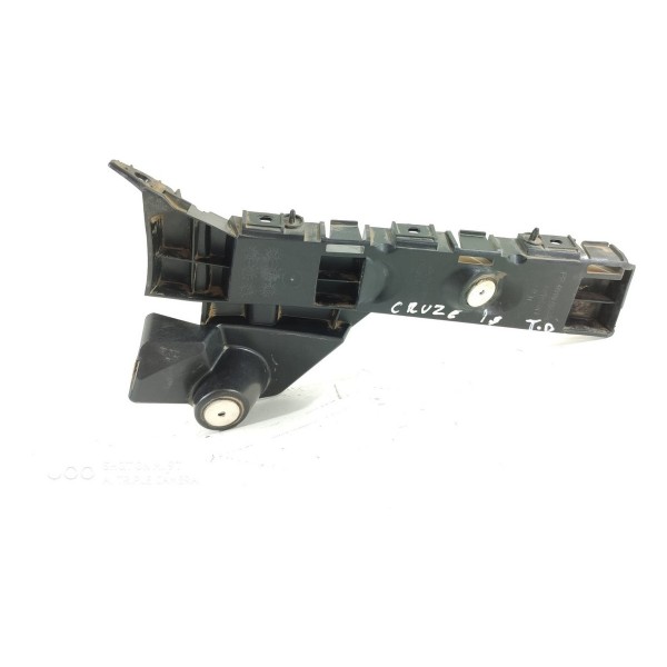 Guia Parachoque Cruze Traseiro Direit 2017/2022 39140611 Det