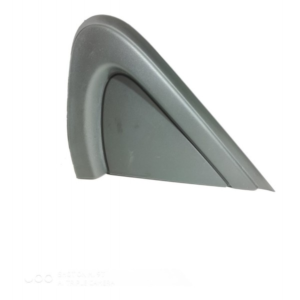 Triangulo Paralama Cruze Esquerdo 2017/2022 84106817 Preto