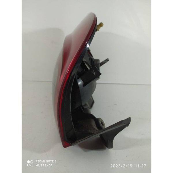 Lanterna Uno Attractiv Esquerdo 2010/2017