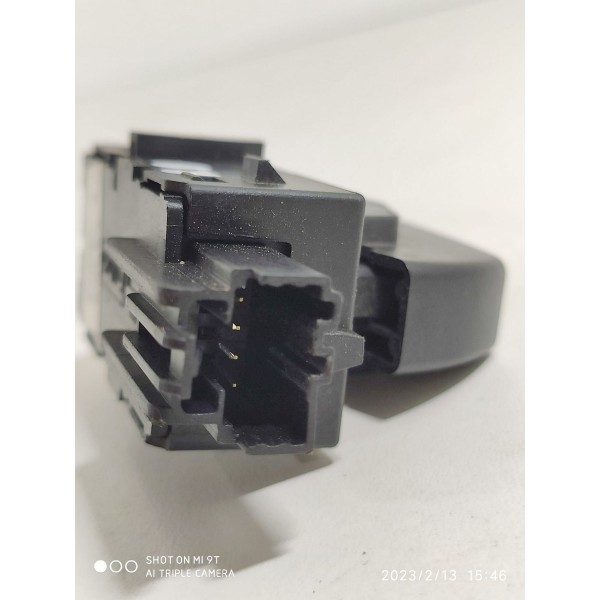 Botão Trava Edge Direito 2009/2014 9e5t14963aaw