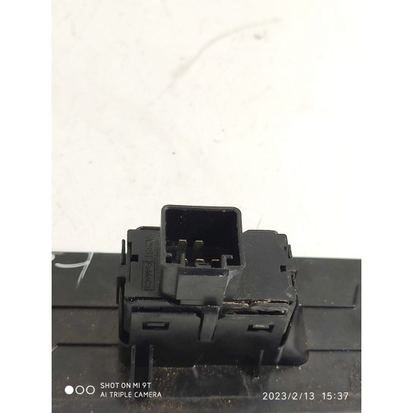 Botão Vidro Fusion Edge 2008/2014 D8l8t14529abw