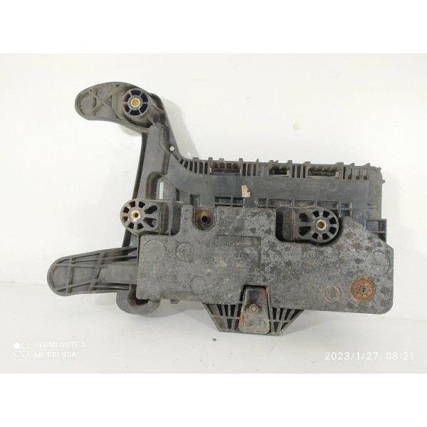 Suporte Caixa Bateria Tiguan 2010/2016 1k0915333