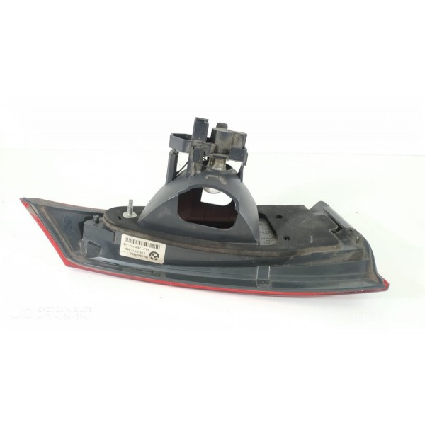 Lanterna Bmw X1 Direita Tampa 2009/2013 Orig Det Direito/passageiro Vermelho