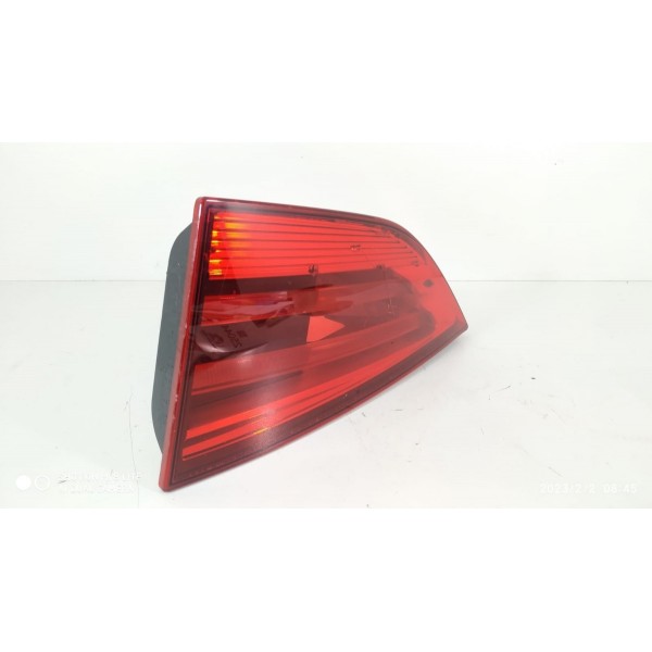 Lanterna Bmw X1 Direita Tampa 2009/2013 Orig Det Direito/passageiro Vermelho
