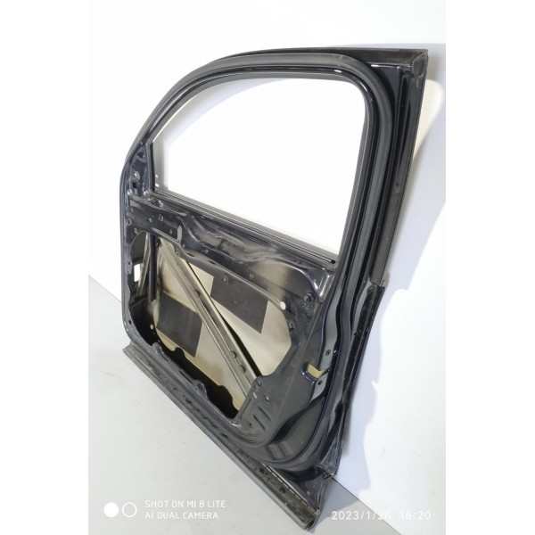 Porta Tiguan Dianteira Direita 2010 2011 2012 2013 A 2016 Dianteira Direita Preto