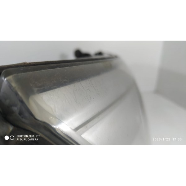 Farol Tiguan 2010 2011 2012 2013 Direito Detalhe